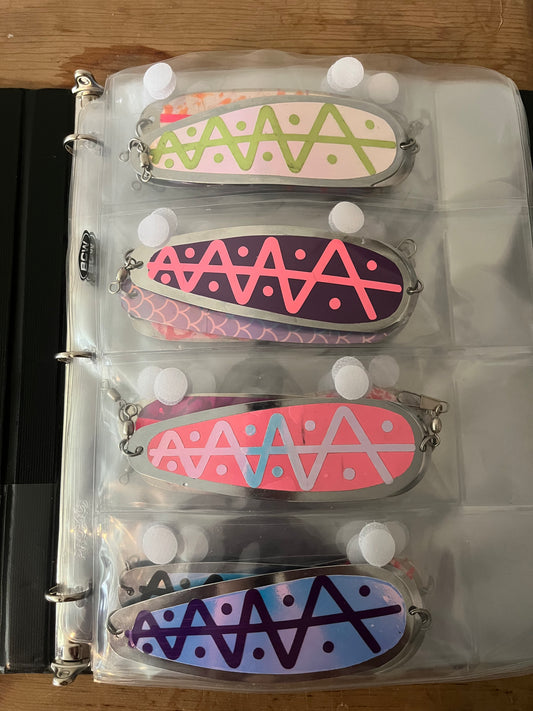 Dodger Binder - 5 sleeves included