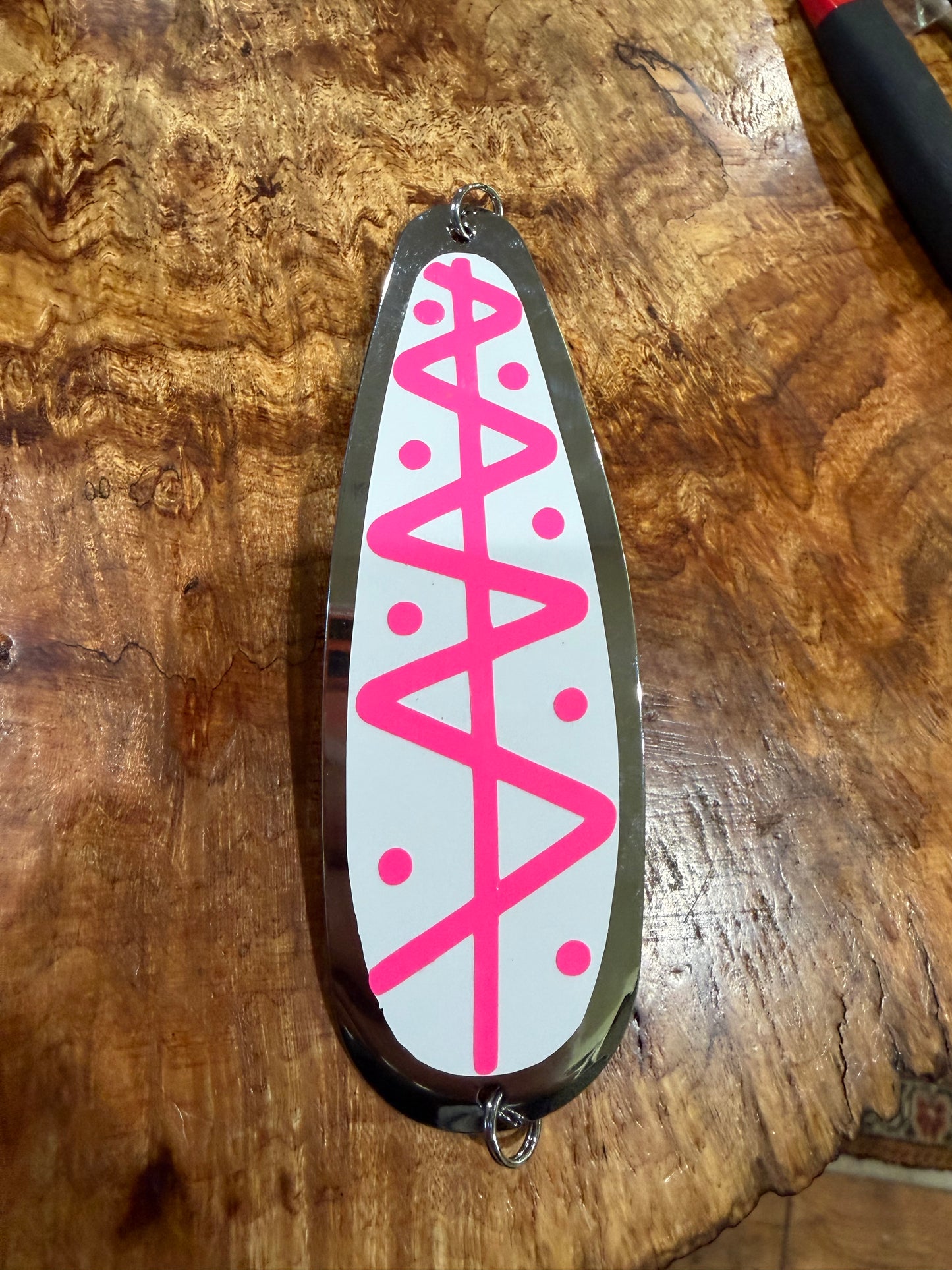 5.5” Gold Pink White glow zig zag Uv Dodger